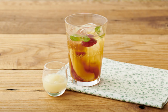 ぶどうと洋梨のラ・フランスティーソーダ（ラ・フランス香料使用）