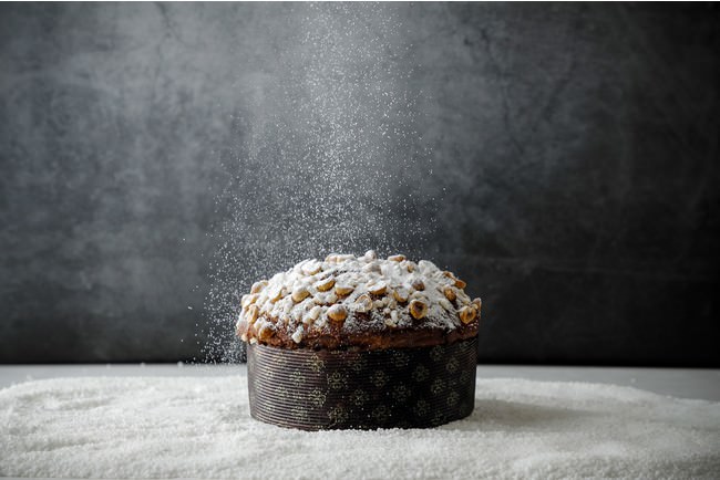 「丹波栗のパネトーネ」 栗がたっぷりとはいったオリジナルパネトーネ 直径約16cm 価格3,780円（税込）