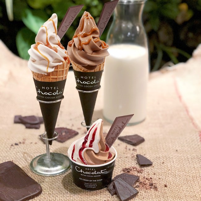 カカオアイス 「アイスクリーム オブ ザ　ゴッド」 レギュラーサイズ￥500、 キッズサイズ￥350（各税込） ※キッズサイズはカップのみとなります。