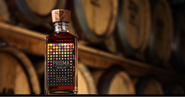 『八重泉酒造』が新たな樽貯蔵「PRISMA」を発売