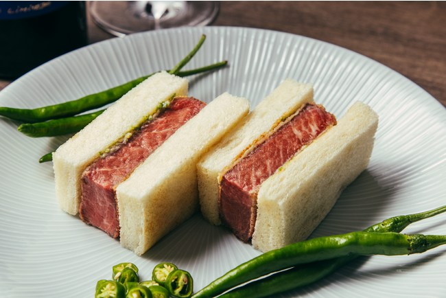 牛ヒレカツサンド 青唐辛子バターソース　※銀座店限定