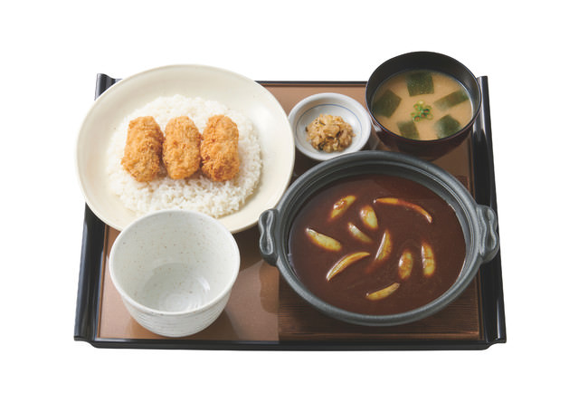 かきフライカレー定食 890円（税込）