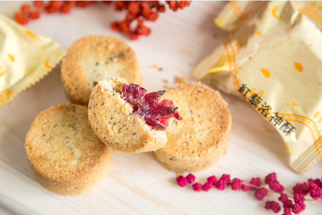 【ル・パン神戸北野】10月1日から予約受付開始!大切な人との聖夜を彩るラ・スイートのクリスマスケーキ&シュトーレン