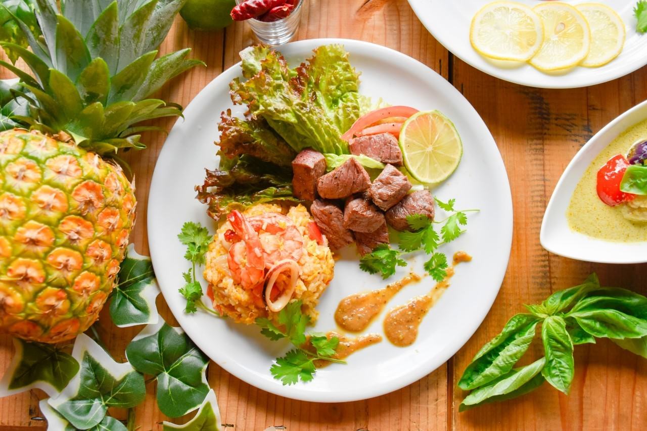 日本初の販売開始！
希少度No.1「ラクサ・サラワク」
をご家庭で楽しめるインスタントソース