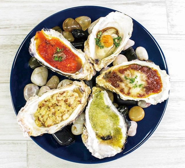 焼き牡蠣５種盛り合わせ