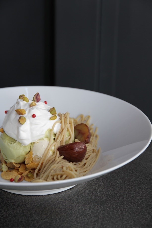 お待たせいたしました！！
幸せのパンケーキ「淡路島リゾート」に
新たなエリアが10月11日OPEN！！
リゾートホテル仕様の豪華設備を完備したプライベートルームや
更に海を間近に感じていただける
プライベートビーチ付きテラス席などお客様を非日常に誘います！！