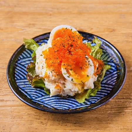 トロ卵ポテトサラダ(490円)