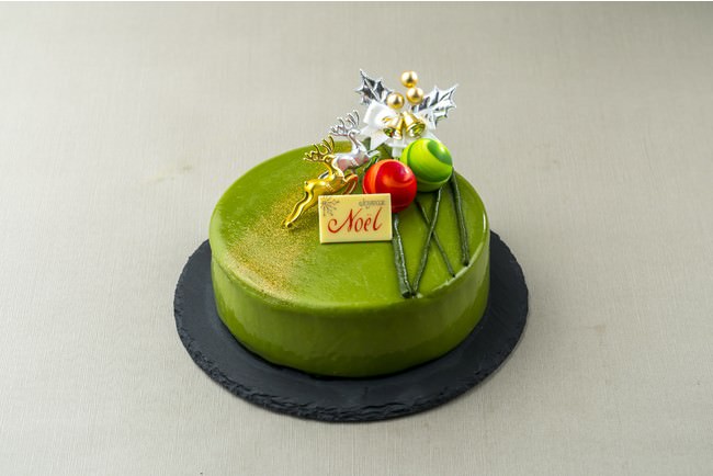 5号サイズ(直径15cm)。