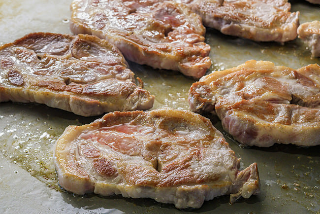 イベリコ豚は焼き立てを