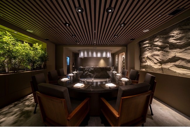 優雅な甘味がとろけるイタリアンクリームリキュール『ディサローノ ベルベット』新発売