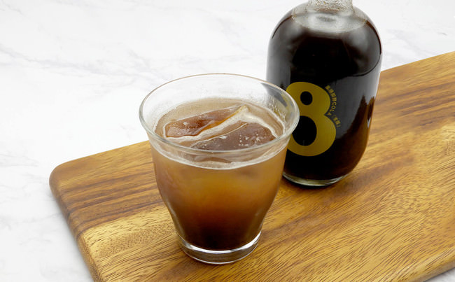 発酵素材が入ったクラフトコーラ「8cco 薬膳醗酵コーラ 覚醒」