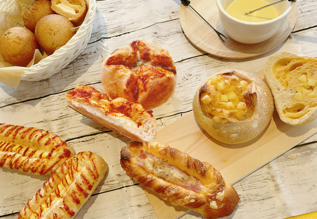 【近畿圏ライフ】衣サクサク!クリームとろ~り!「紅ずわい蟹の旨味たっぷりかにクリームコロッケ」を新発売