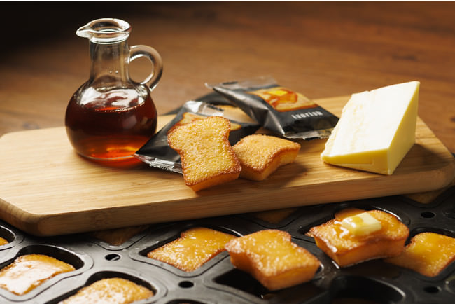 ブルボン、サンリオの人気キャラクターが七福神に扮した
「チーズおかき寿」を12月7日(火)に販売開始！