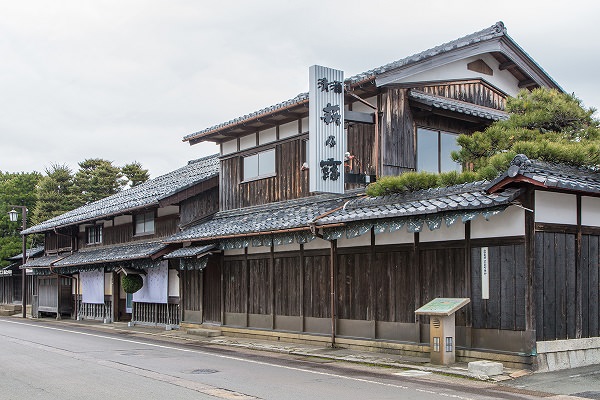 株式会社福井弥平商店外観