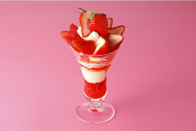 『岐阜県産苺“美濃娘”のパフェ』  1,925円