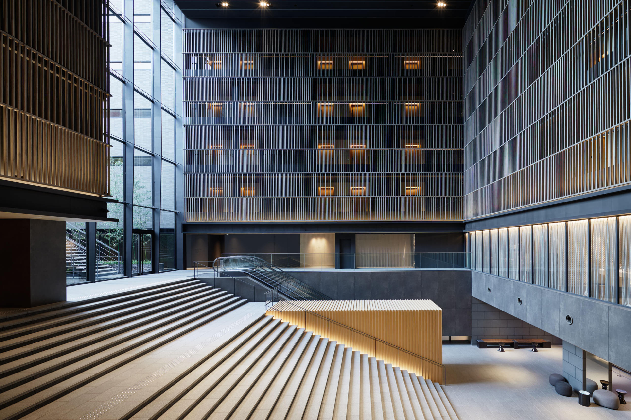 無添加手作り『赤くない』が特徴の
南郷トマト100％ジュース『夏秋』を2月22日発売！