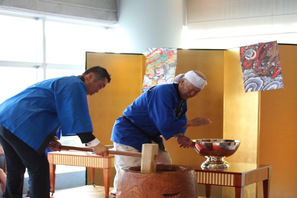餅つき体験イメージ