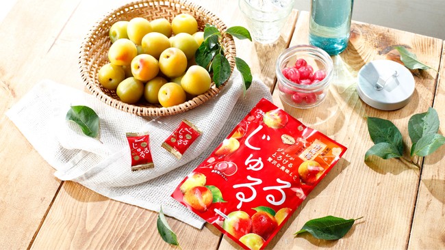 ＼追加販売決定／　UHA味覚糖のお菓子70種類をお米袋に詰め込みました！とってもサプライズなお菓子な福袋が数量限定で追加販売！　2022年1月18日より発売