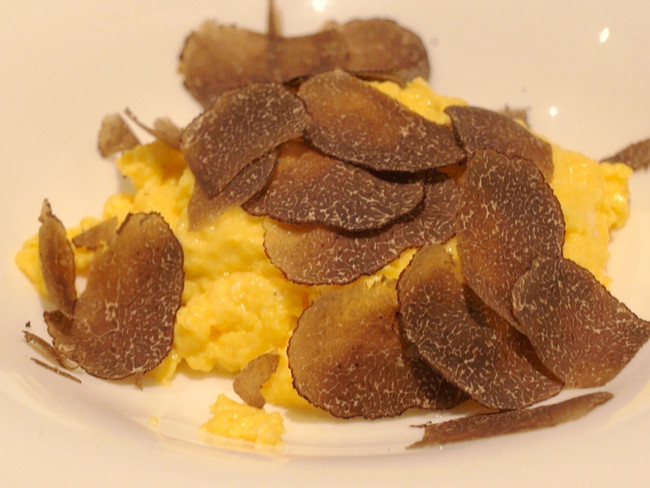 『トリュフオムレツ』