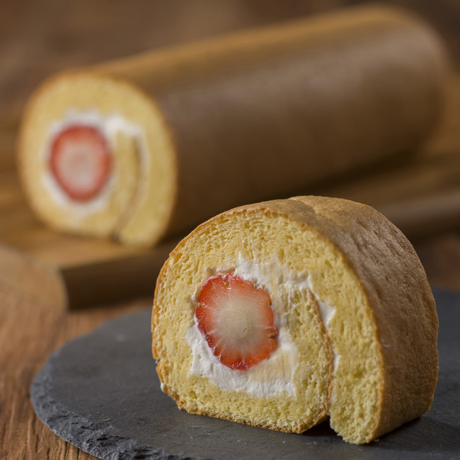 いちごロールケーキ