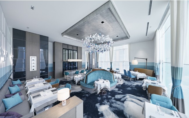 地中海をイメージした店内