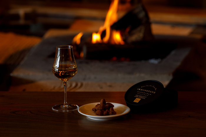 チョコレートジェラート専門店「ジェラテリア・ヴィタリ」の
『カカオ・アマーロ with 紹興酒』を
あべのハルカス近鉄本店にて期間限定で販売中!