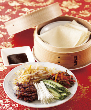 カプコンカフェ イオンレイクタウン店「デビル メイ クライ」シリーズ20周年を記念したコラボが決定！　まさに集大成なメインビジュアルも公開！　