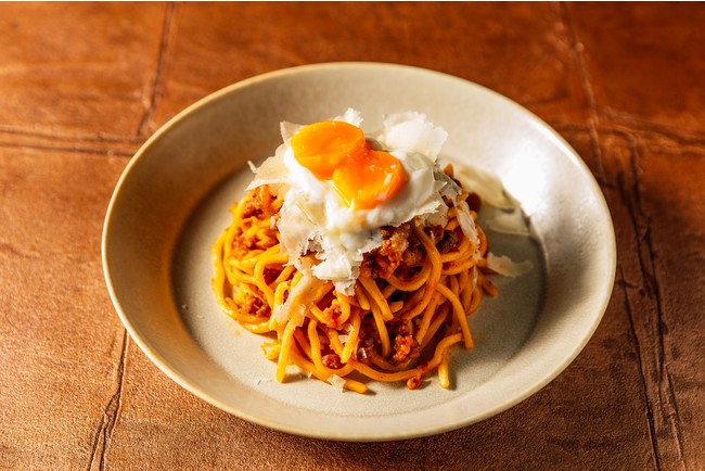 【TAMEALS全店舗】「高知産四万十ポークのボロネーゼ」通常よりも30日長く飼育することで、お肉に味をのせています。食べた時に味わいを深く感じることができます