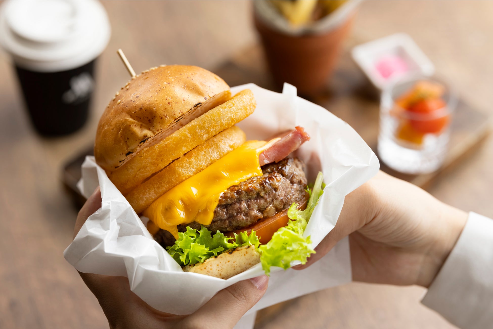 札幌ステラプレイス6F「ビストロ Cobara Hetta」が料理も内装も大幅リニューアル！フードロス対策を意識したメニュー開発も実施。