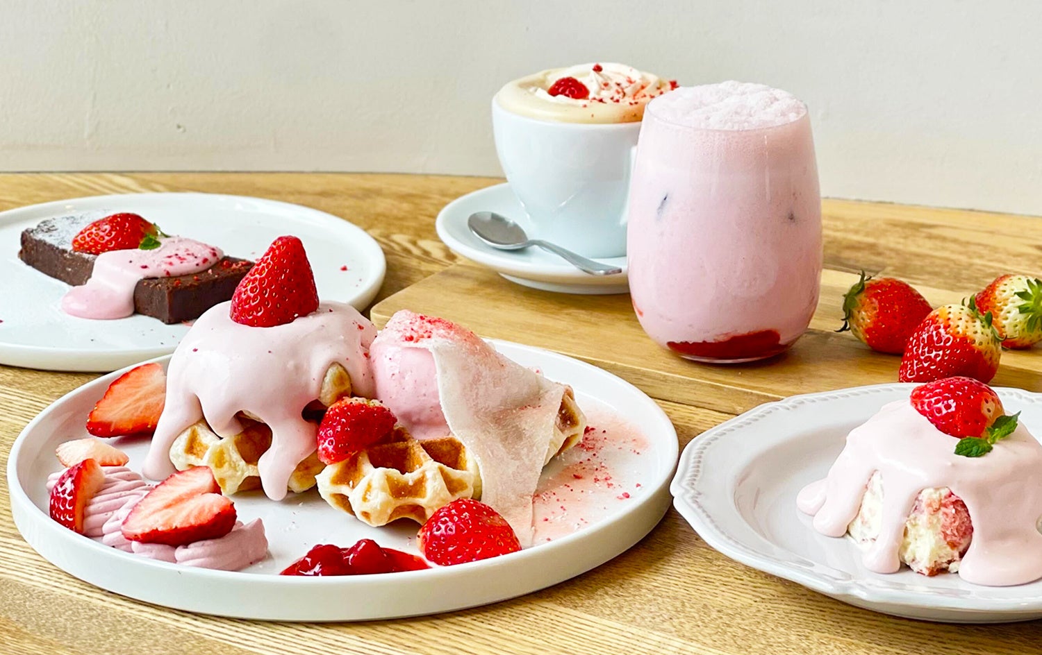 新メニュースタート！ミッキーマウスやドナルドダックなどをイメージした9品をご提供いたします。