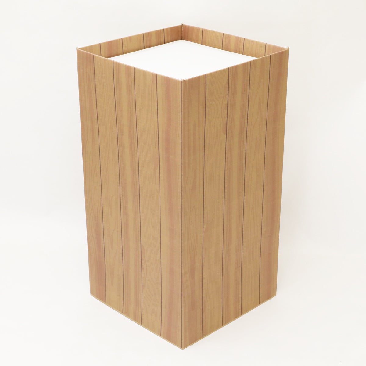 歌い放題&飲み放題プランあり！豊富なドリンク&フードメニューが嬉しい『BAR Chuto』の情報を駅近ドットコムで公開