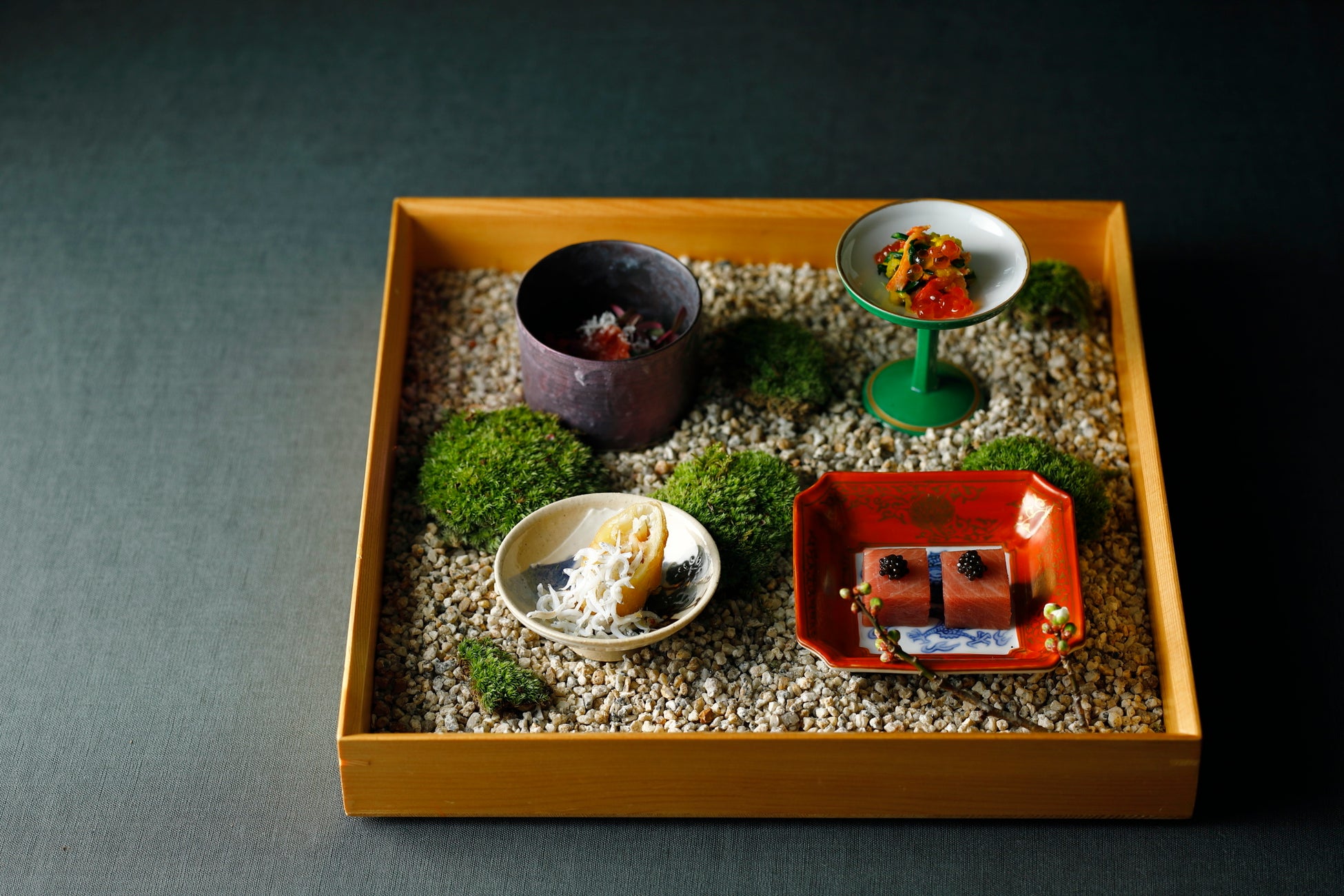 日本人の野菜類平均摂取量の約2日分を1箱に。
日常使い＆災害時に役立つ「いつもともしも　やさいぼうさい」
2022年3月11日(金)販売開始