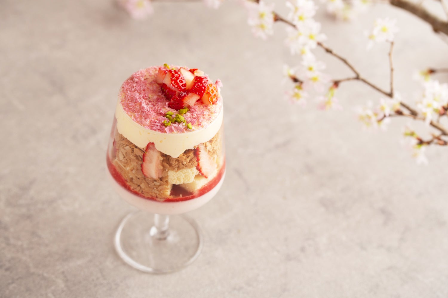 いつでも“底なし”に飲み放題!? ロサンゼルスで話題の“ボトムレスミモザ”がカフェ ラ・ボエム＆モンスーンカフェに新登場!!　3/1（火）～