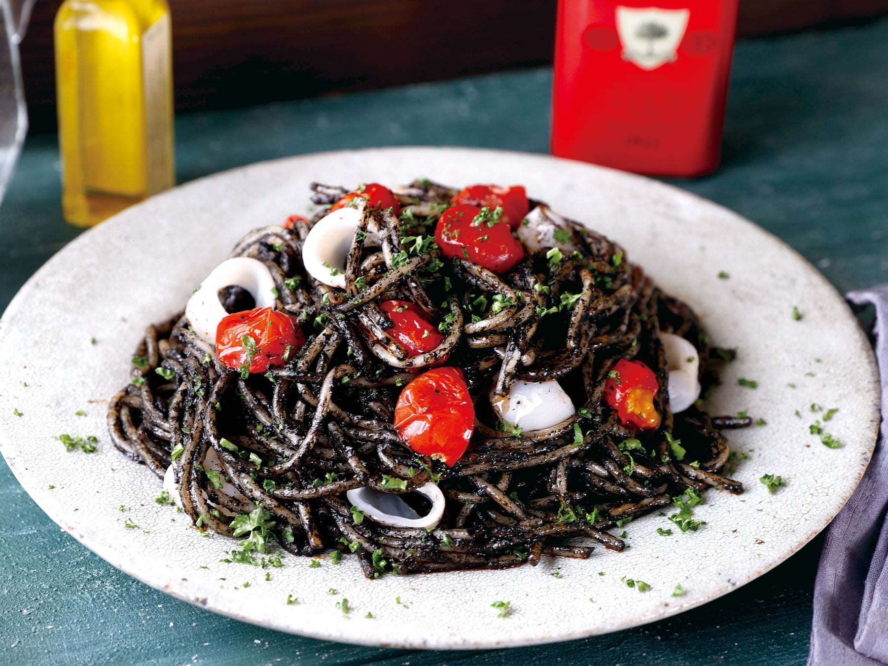 【テイクアウトOK】「桜海老」や「あさり」など春の旬食材を気軽に楽しめる　串かつ でんがな春の季節串発売！！