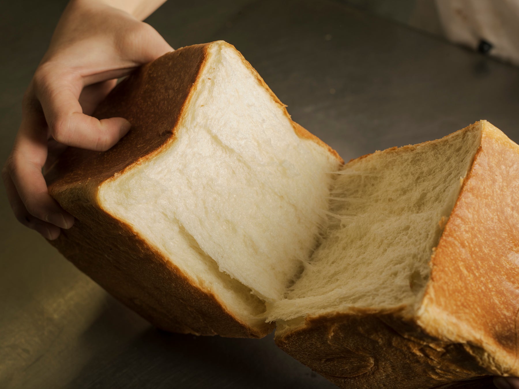 【DEAN & DELUCA】ベーカリー商品リニューアル　職人が焼き上げた「まいにちの食パン」