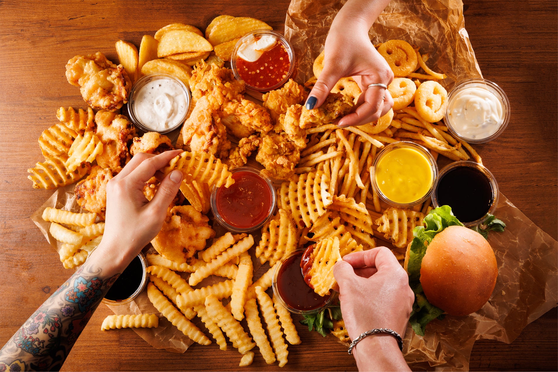 【２咲目】MIYOSHI HANA 20-22 を限定発売／山口県 阿武の鶴酒造６代目がイヤーボトルを合咲醸造