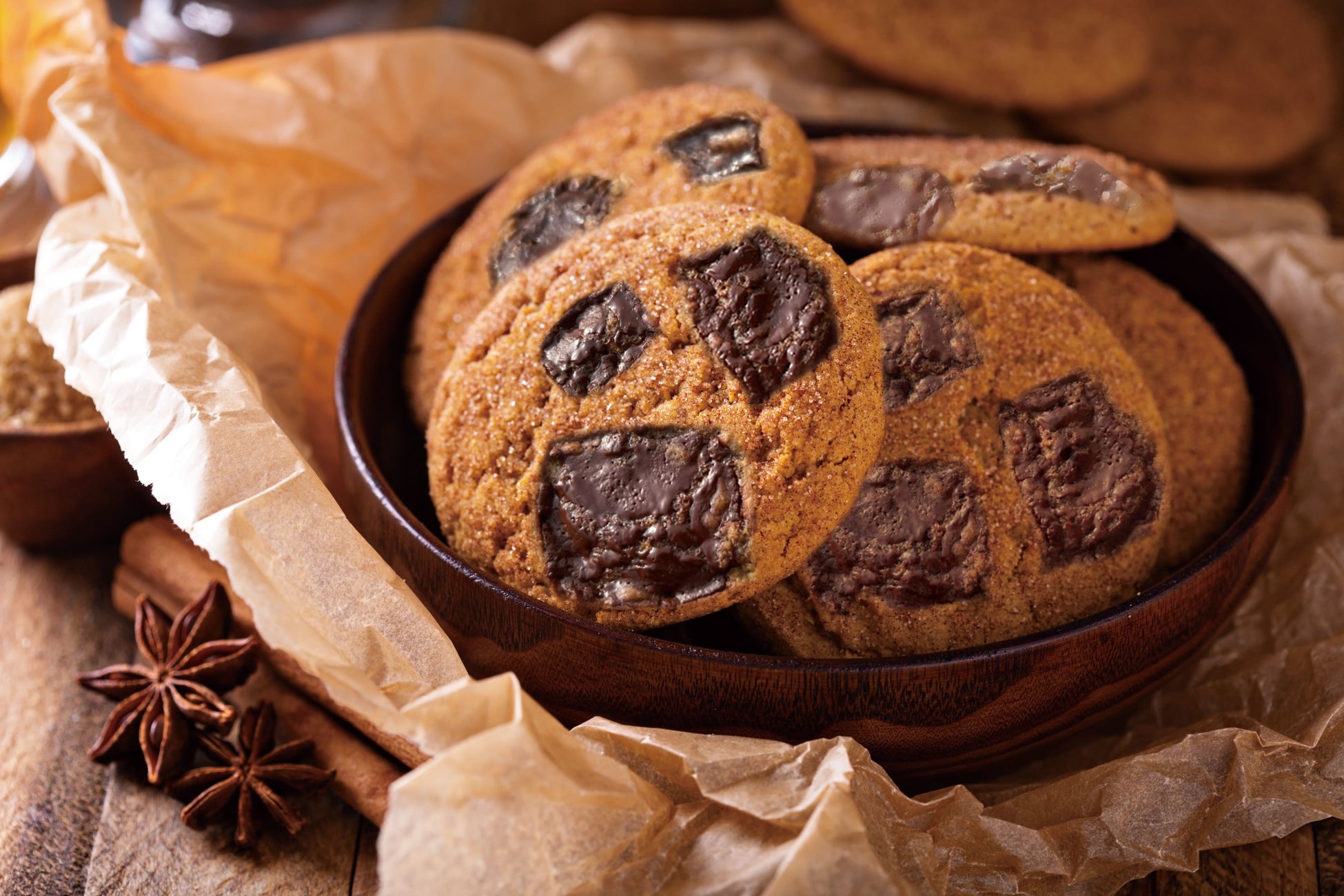 【4/15〜3日間限定！アンティーク史上最大のいちごの量！】ハートブレッドアンティークより、いちごを限界までトッピングした「とびっきり！いちごのもりチョコリング♡」がご予約限定で新発売