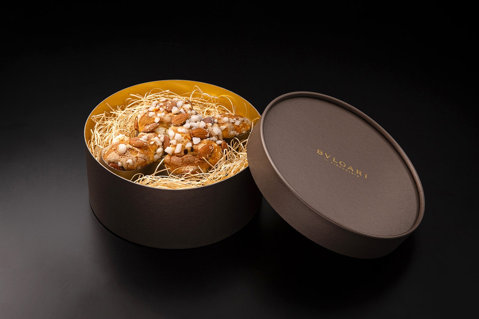 名物「なみなみスパークリングワイン」が100円！乾杯でコロナ禍のストレスを吹き飛ばそう！北千住で愛される肉バル【​がぶ飲みワインと肉 千住MEAT】4月7日～30日