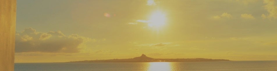 「ホテル オリオン モトブ リゾート＆スパ」5月6日　伊江島タッチューに沈む夕陽を観ながらオリオンビールを楽しむ“DIAMOND DAY BEER GARDEN”を開催
