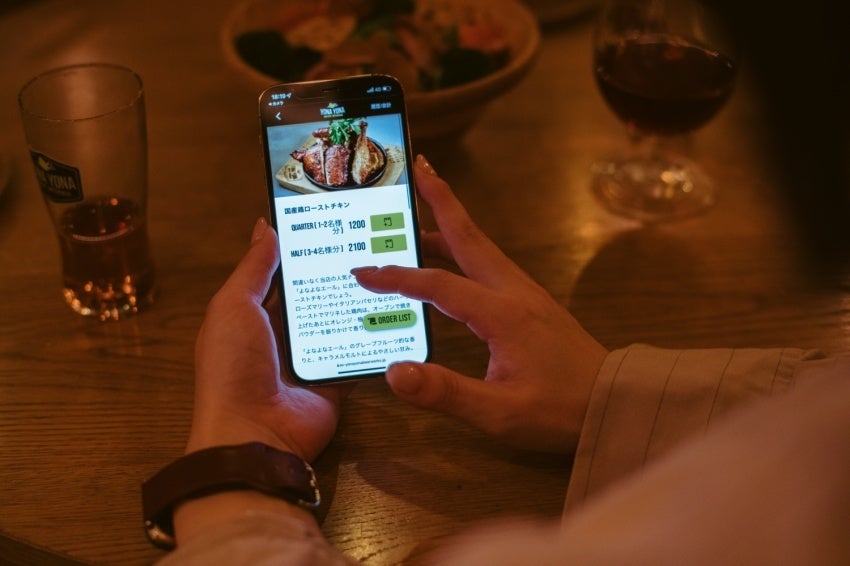 【絶品！海老わんたんをご堪能あれ！】“ワイズキャフェテリア”新宿エステックビル店にらーめん専門店『一滴家』がオープン！つるぷる食感“海老わんたんらーめん”が税込790円！更に『ご飯無料』サービス付き！