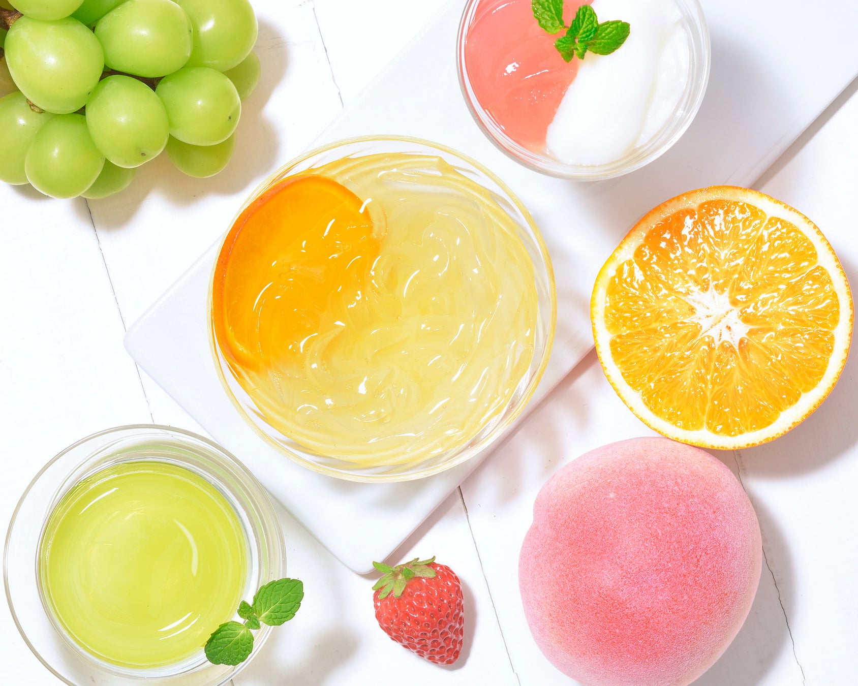 こだわりのロースト製法でじっくり焼き上げ♪　小腹満たしやおつまみにもぴったりな「低糖質アーモンド」「低糖質ミックスナッツ」を新発売。