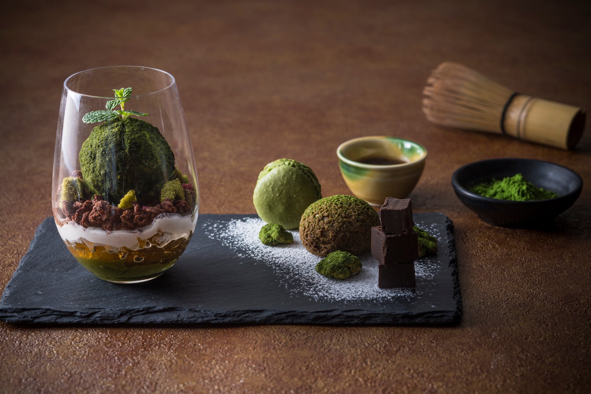 【GODIVA】アイスキャンディーのような可愛いビジュアル!濃厚なチョコレートのういろと、濃茶・ないろ・柚子との特別なハーモニー「ウイロバー チョコレートアソートメント」