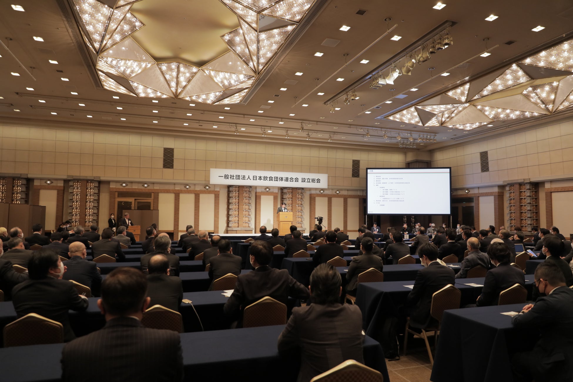 大注目のギフト「フルーツブーケ」に母の日限定商品が登場!
母の日限定で販売開始