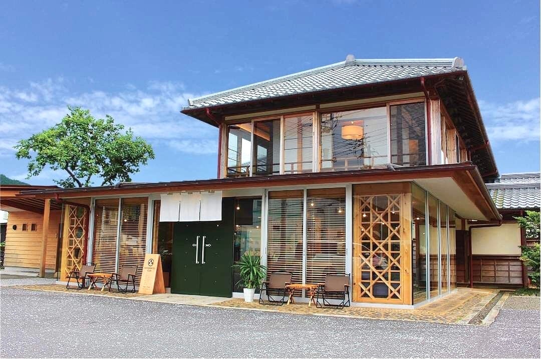 ベルギー王室御用達チョコレートブランド「ヴィタメール」母の日限定ケーキを販売いたします