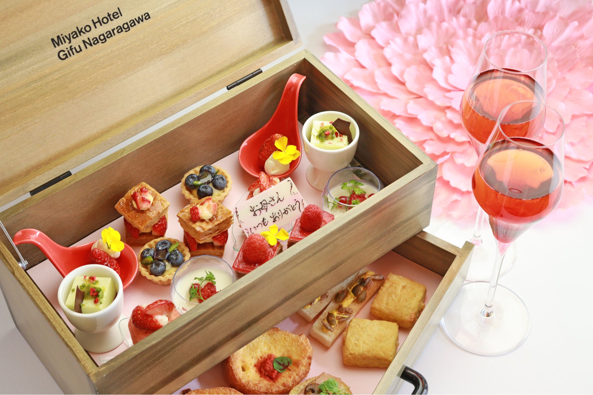 カプコンカフェ イオンレイクタウン店&池袋店 映画『五等分の花嫁』とのコラボが決定! さらにコラボメインビジュアルも公開!