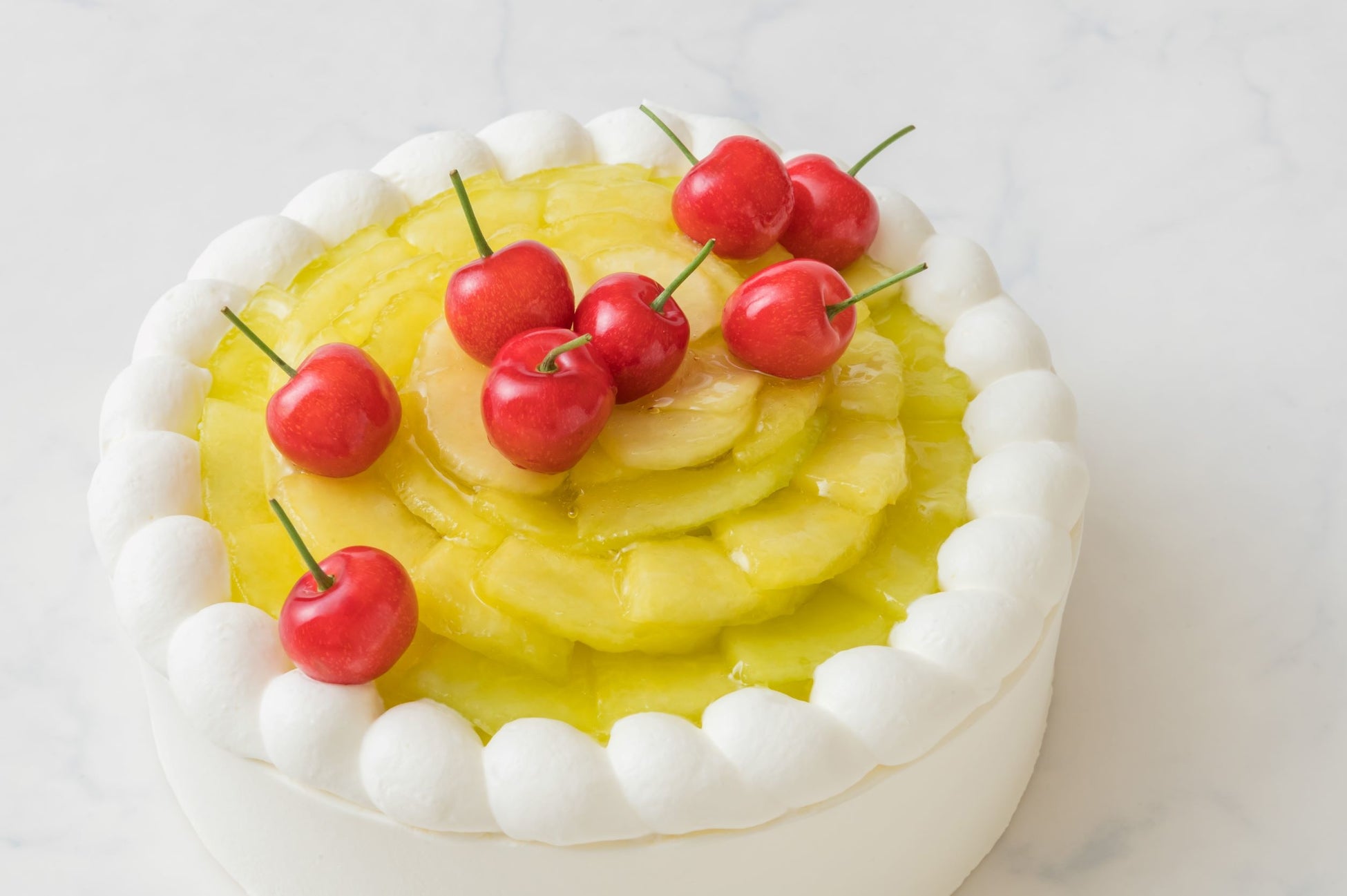 お母さまへの感謝の気持ち、「ありがとう」をカタチにする「母の日コム」が発見！
2022年の母の日トレンドは「モノ」＋一緒に味わう体験を。
百貨店バイヤーが厳選した『本当に喜ばれるグルメギフトカタログ』を大解剖！