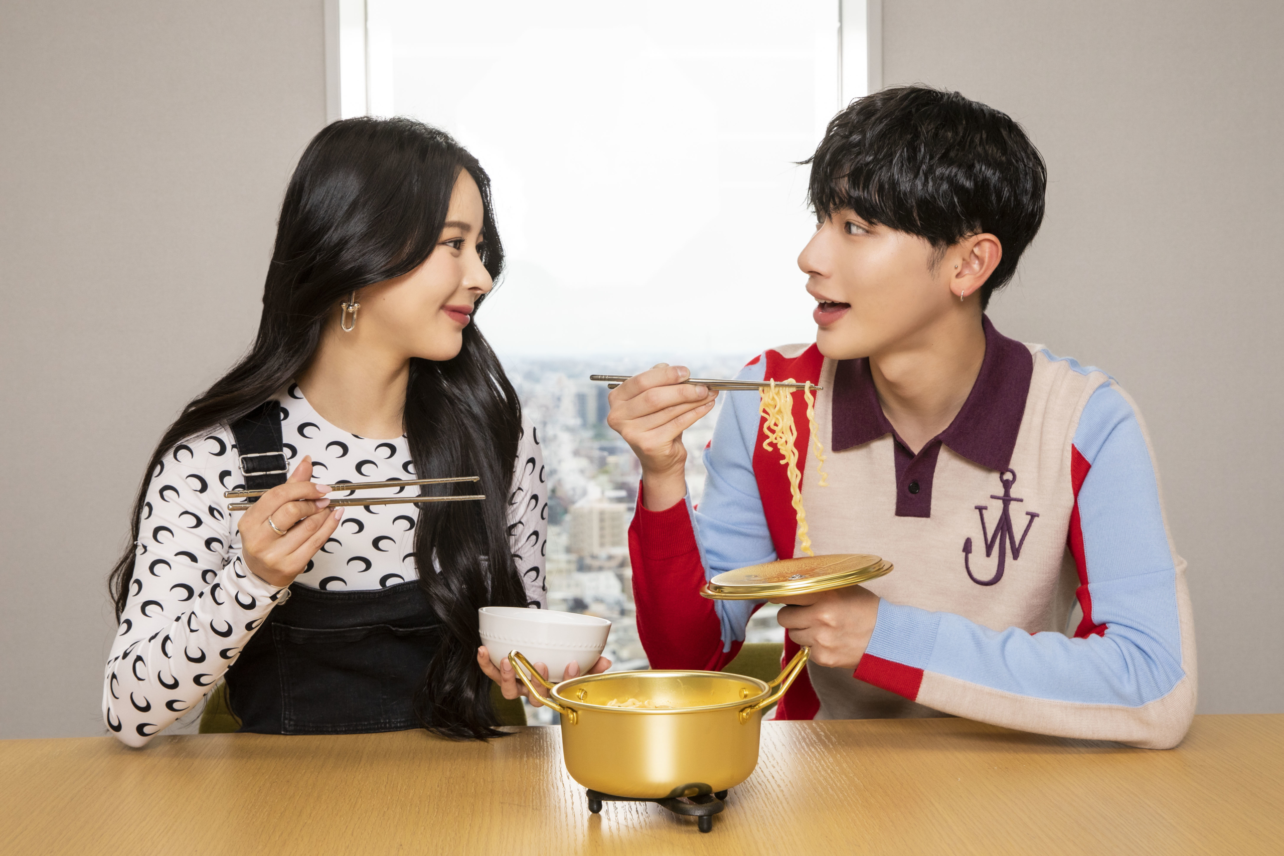 石井食品がCRMプラットフォーム「アクションリンク」導入1ヶ月で
メール経由売上が前月比200％・前年比205％に向上