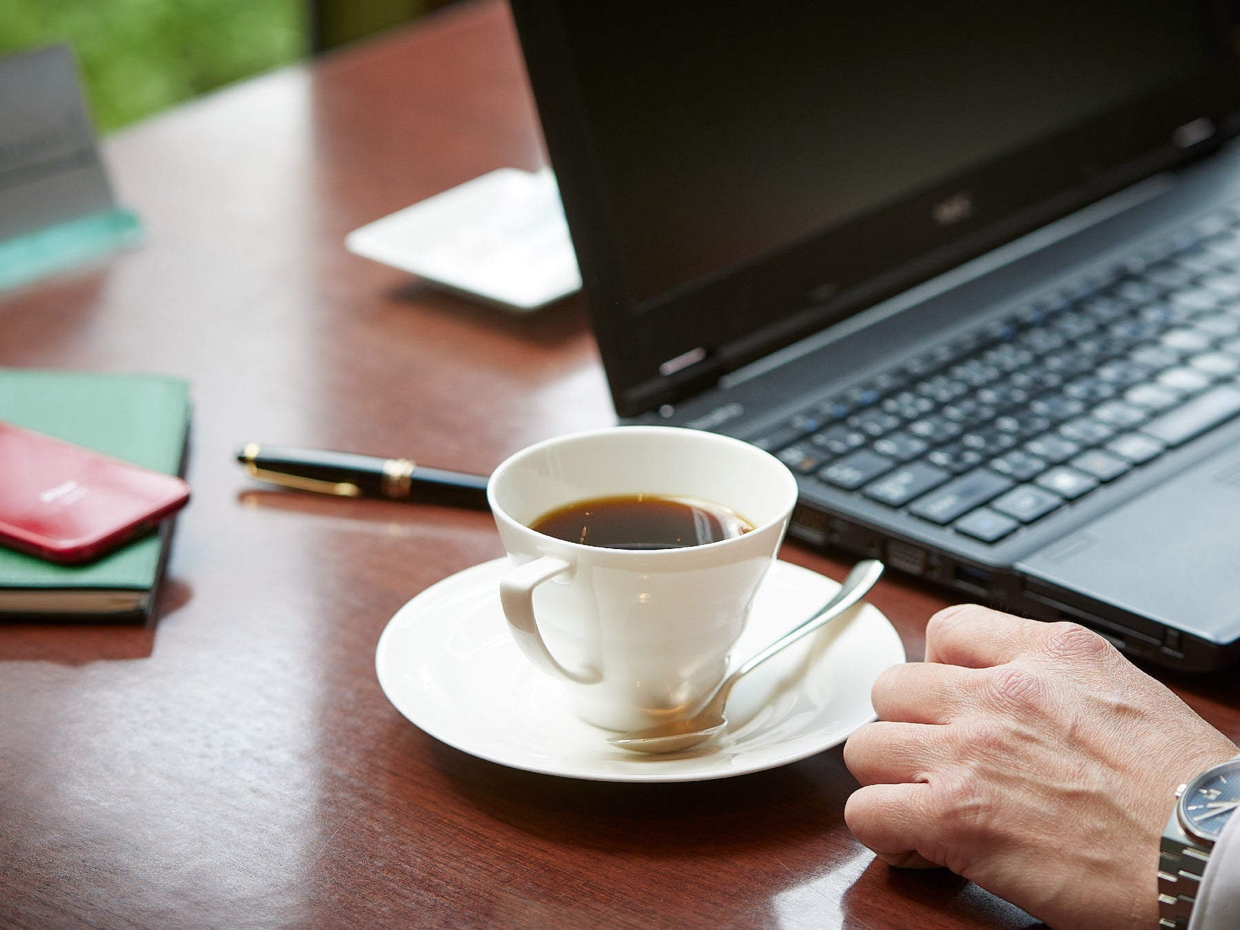 これがハンバーグ屋のメンチカツ!びっくりドンキー揚げちゃいました!サクサク、じゅわっな「メンチカツディッシュ」が新登場
