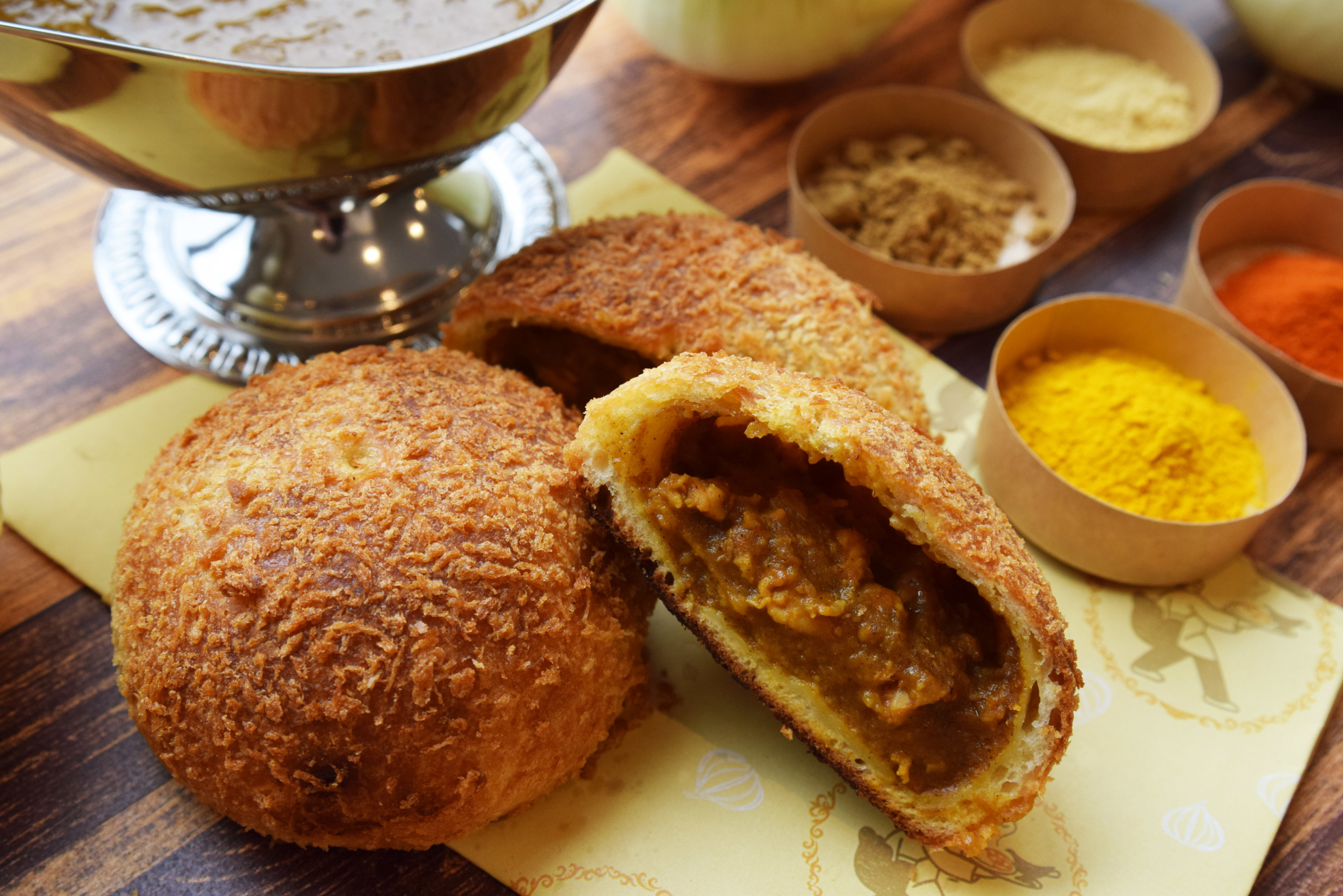 【株式会社八天堂】「お中元・夏ギフト」オンラインショップで販売開始　EC限定くりーむパンの新フレーバー宮崎県産‟日向夏”がセットに登場