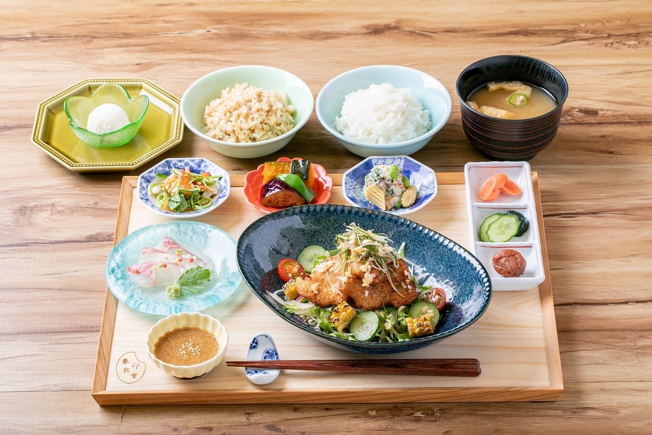 MOTクラウド勤怠管理システムにシフト管理機能がプラス。クラウド電話セットで20IDまで無料に！